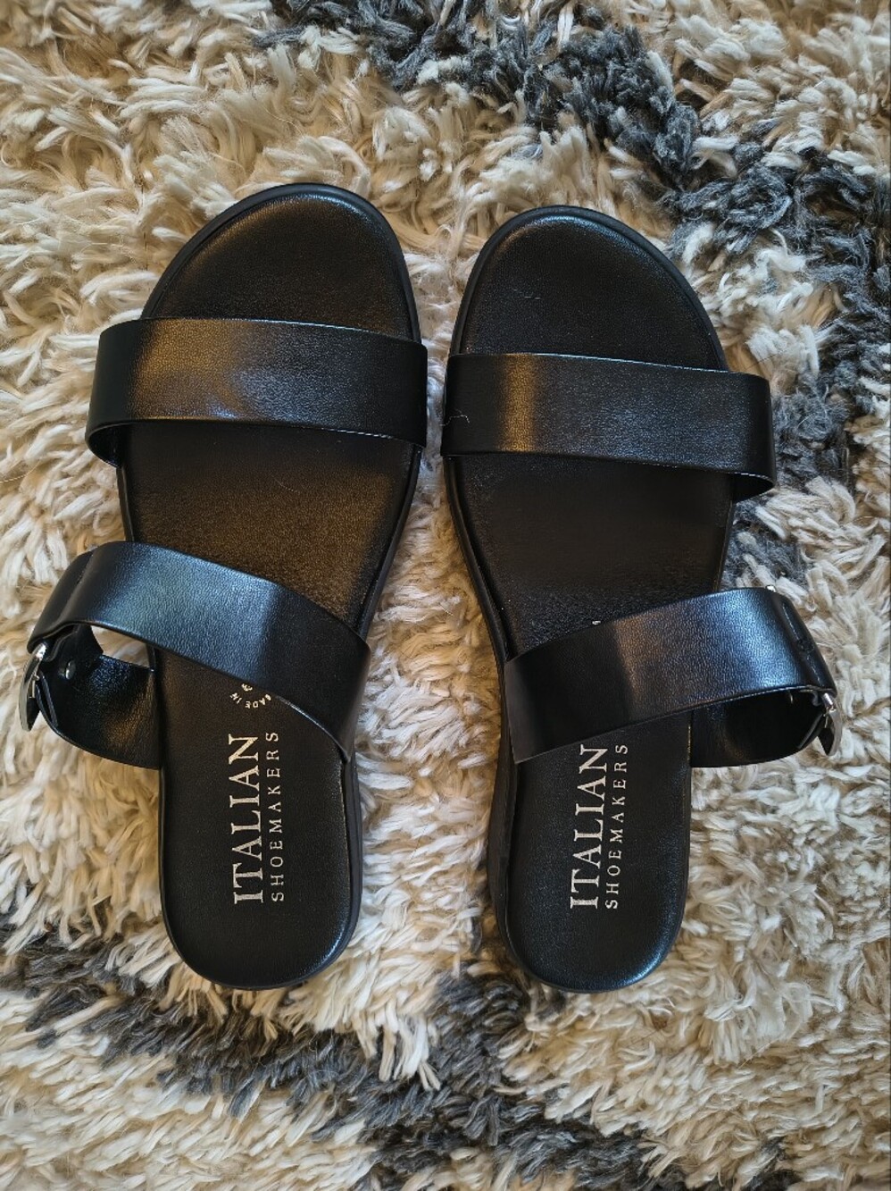 Italian Shoemakers Women's Black Slide Sandals